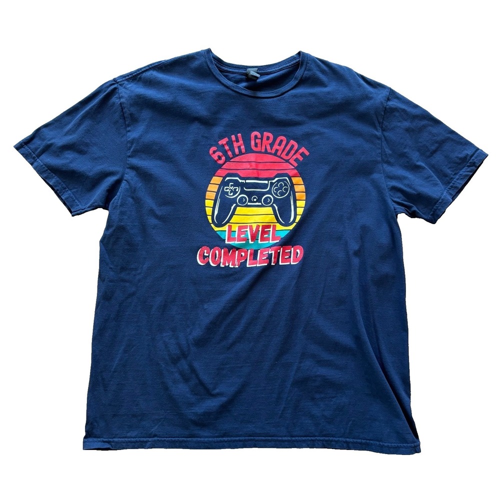 Gildan 6th Grade Level Completed Gamer Graphic T-Shirt Navy Blue Mens XL‎